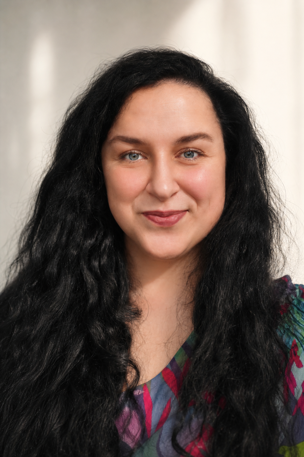 https://beatablazejewicz.pl/wp-content/uploads/2026/08/beata-hero-portrait-close-floral.png